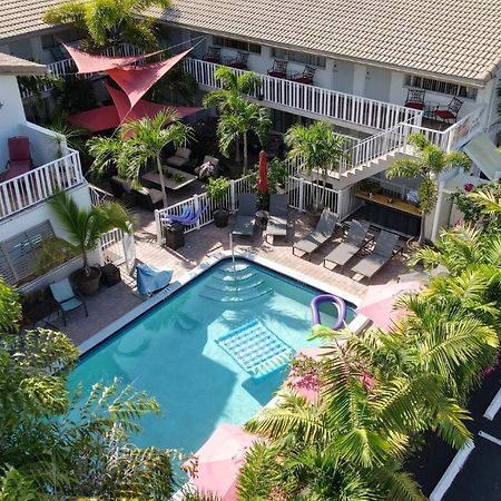 The Big Coconut Guesthouse - Gay Men'S Resort Fort Lauderdale Exterior photo
