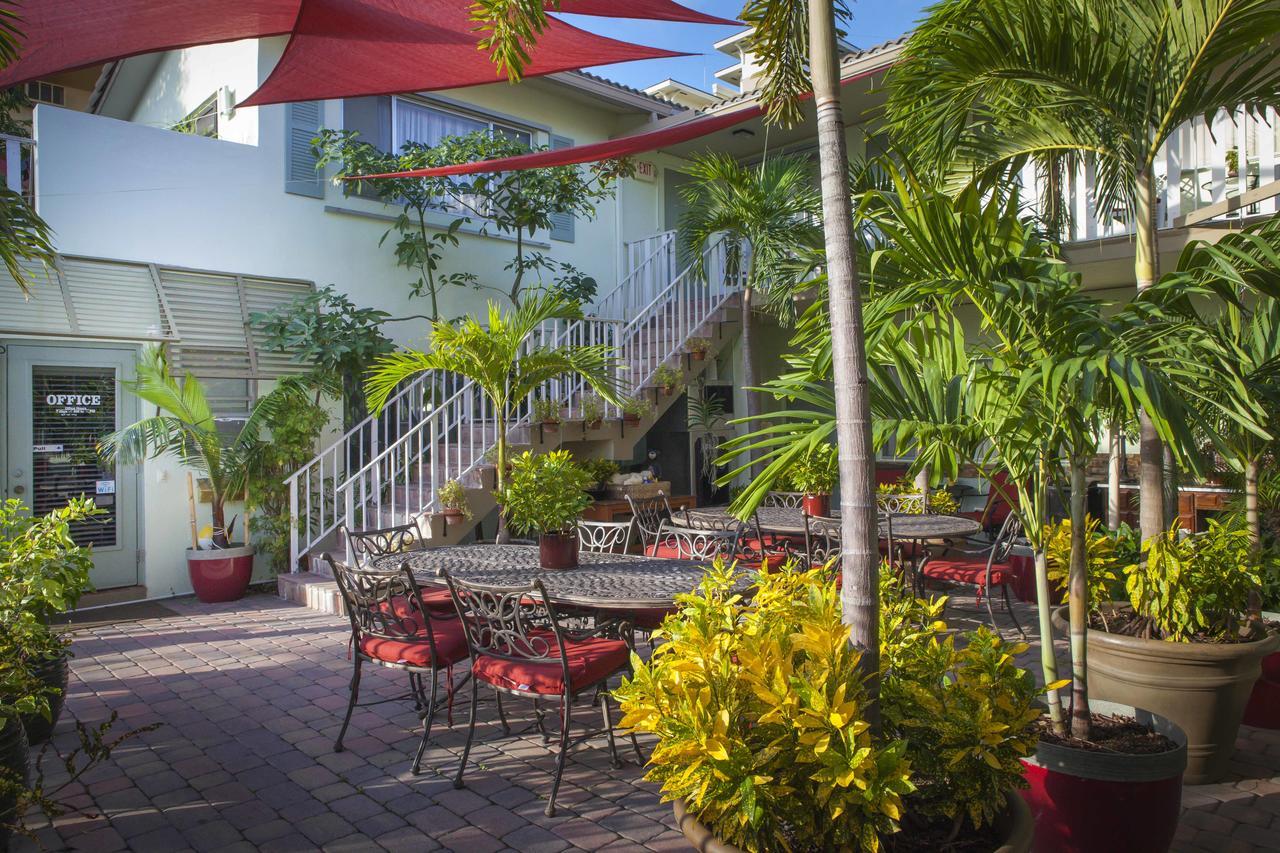 The Big Coconut Guesthouse - Gay Men'S Resort Fort Lauderdale Exterior photo